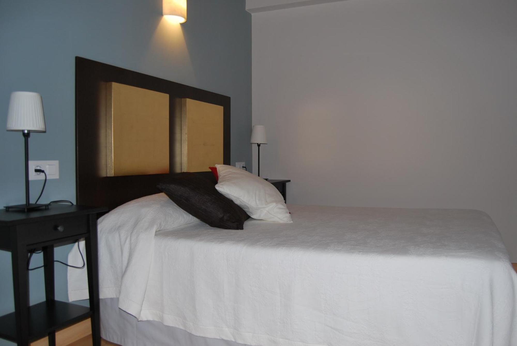 Apartamentos Plaza Mayor Льянес Экстерьер фото