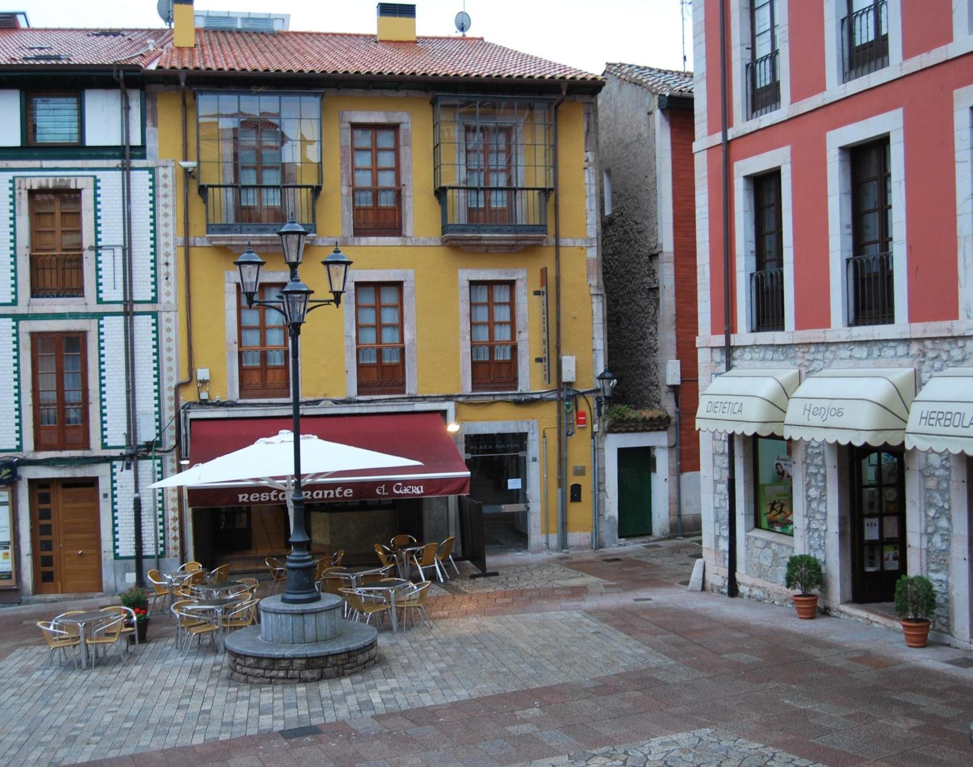 Apartamentos Plaza Mayor Льянес Экстерьер фото